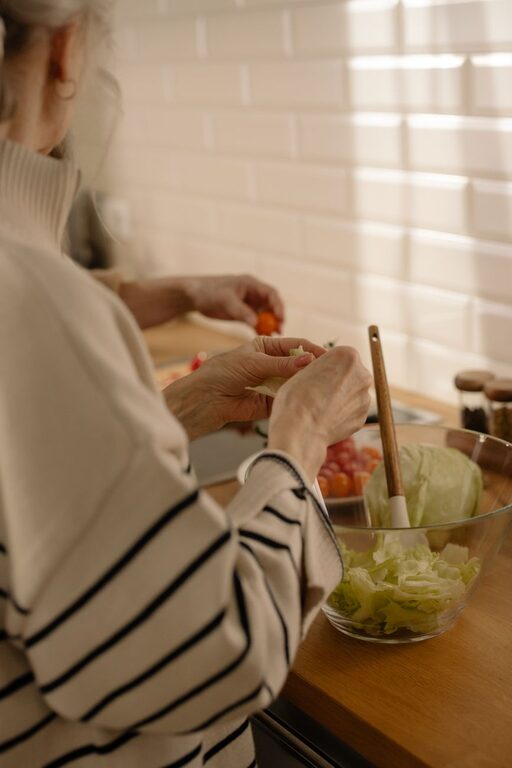 Easy Meal-Planning Habits for Busy Adults Over 50